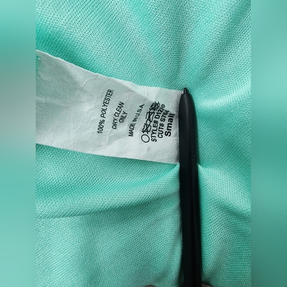 Dress - Picture 9 of 11